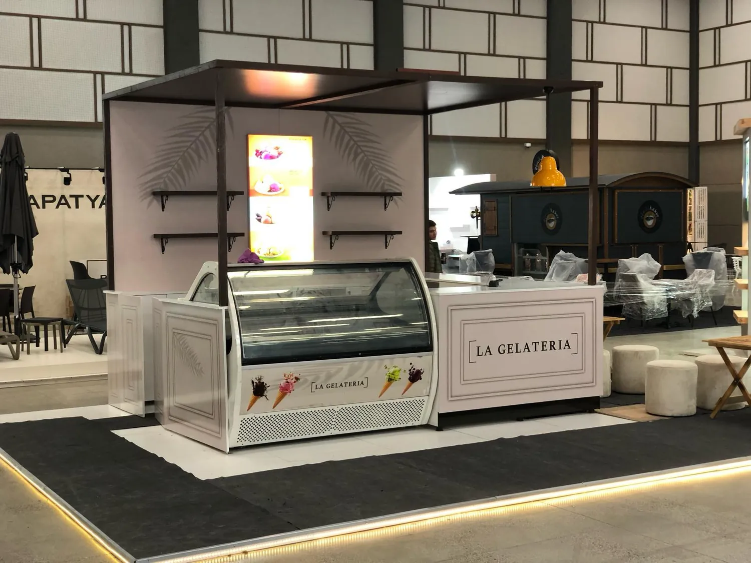 Market Dış Cephe — Meyza Mobilya & Metal mimari proje çalışması, 4. görsel