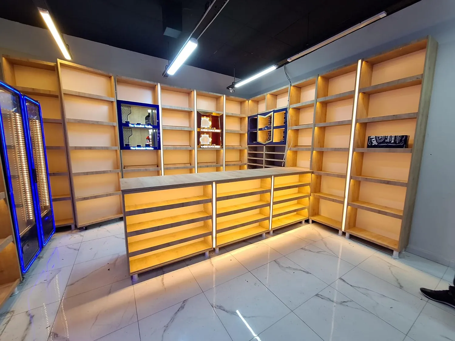 Tekel Dükkânı — Meyza Mobilya & Metal mimari proje çalışması, 12. görsel